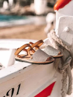 COVA-S - Girl's shiny menorquine sandal