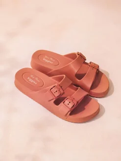 CRETA - Waterproof rubber sandal for women