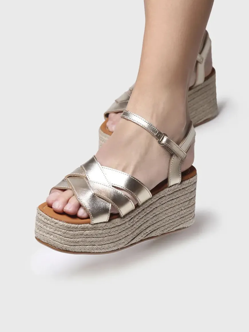 CRISTINA - Gold platform sandal for women