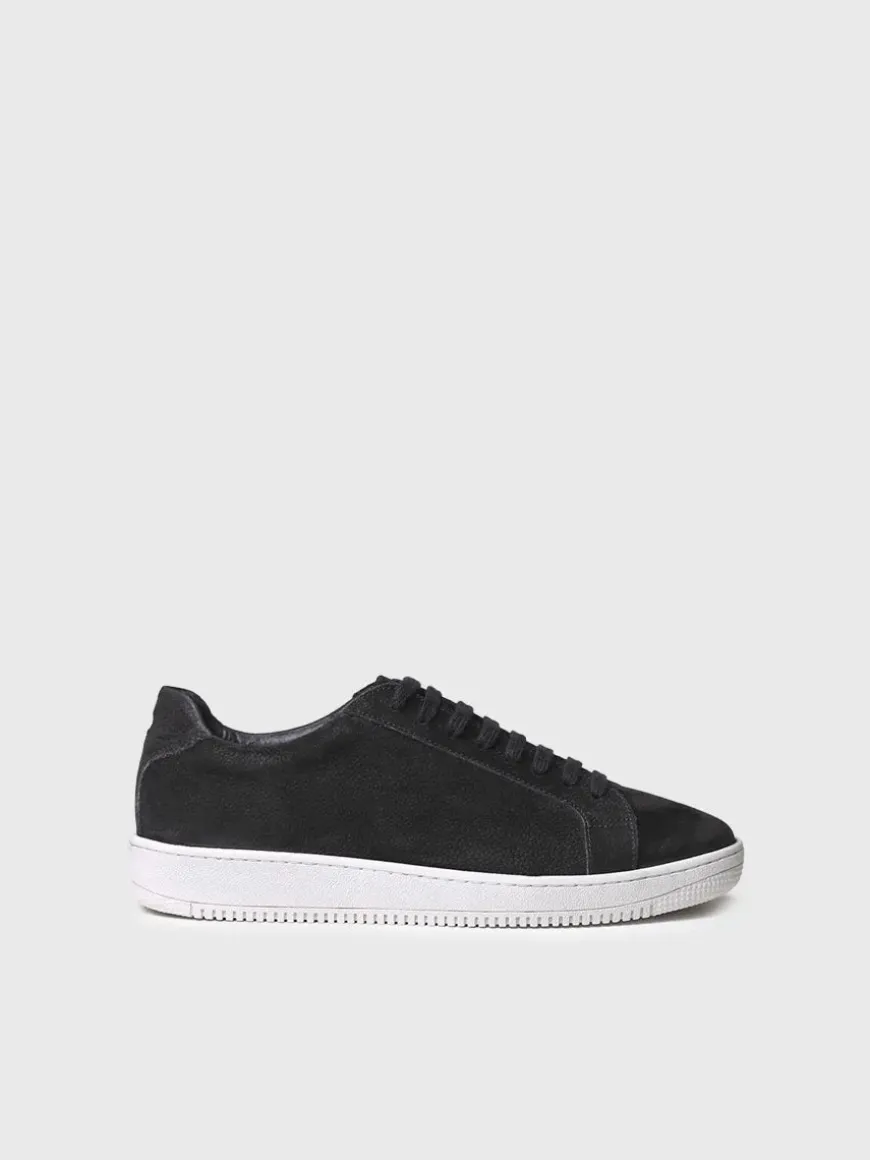 DALMAU - Men's nubuck leather trainer with laces
