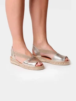 ETNA - Flat leather sandal with elastics