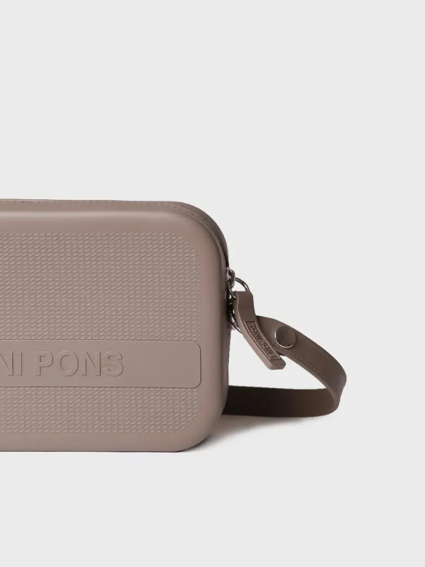 GINGER - Black rubber shoulder bag